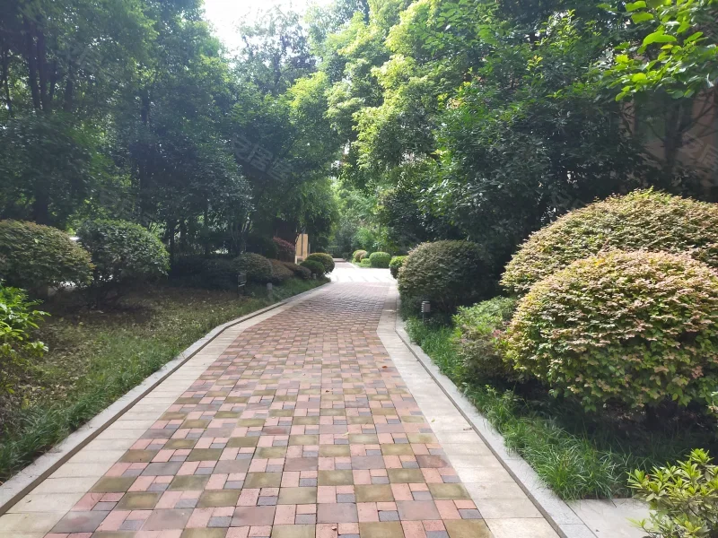 湖北宜昌，降价-自己的家，挂牌出售～