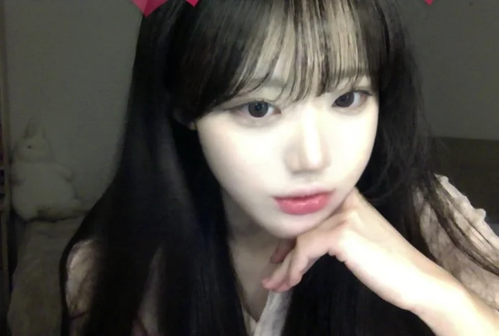 🇰🇷07年女高自拍姿势照片分享🤳