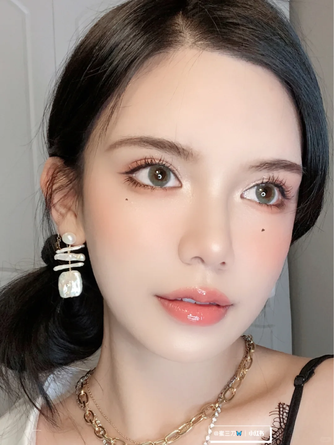 520情人节｜娇艳欲滴的奶油杏子约会妆