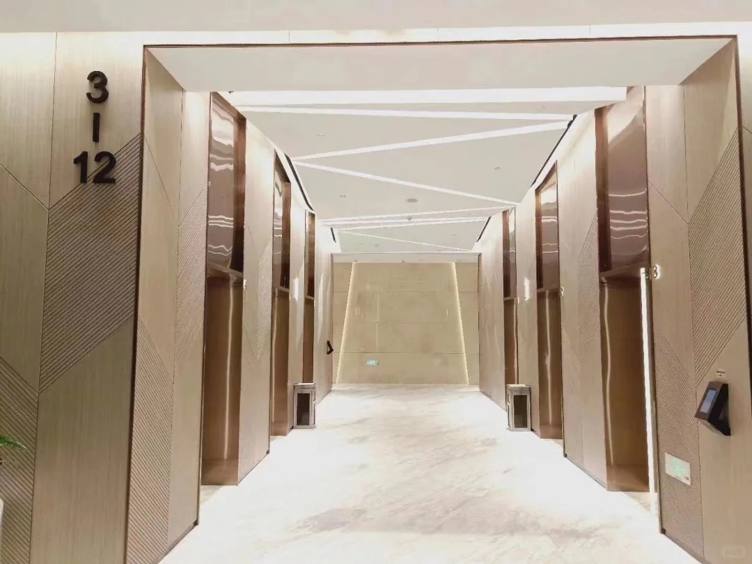🏙️ 现代化办公空间，高效商务新选择
