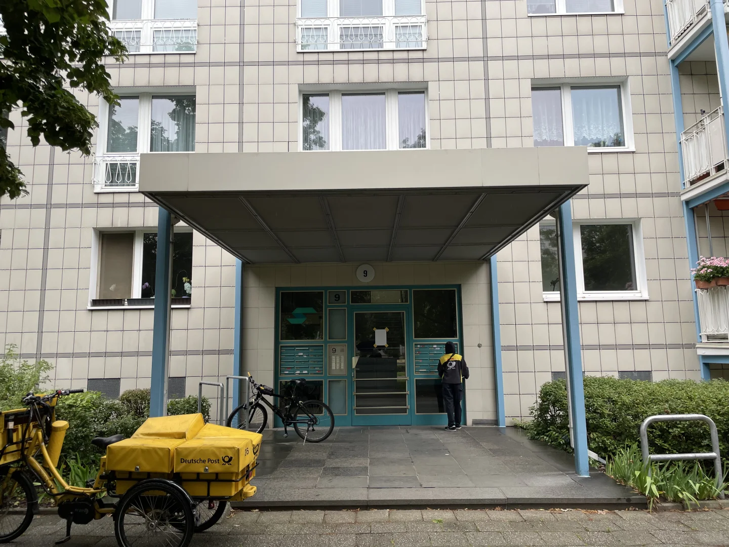 100个柏林住宅单元门（一）