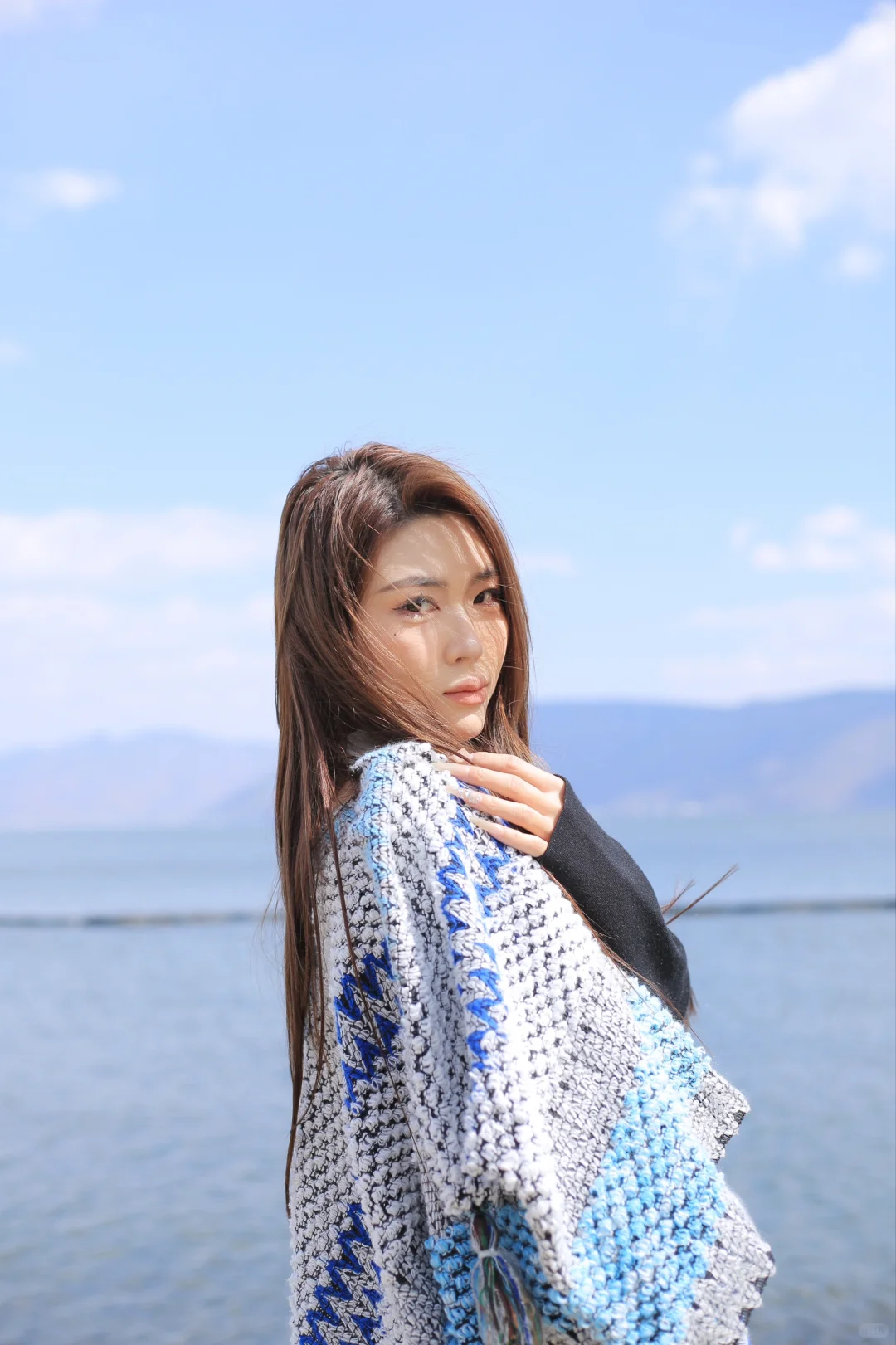 眼神里充满了诱惑！
