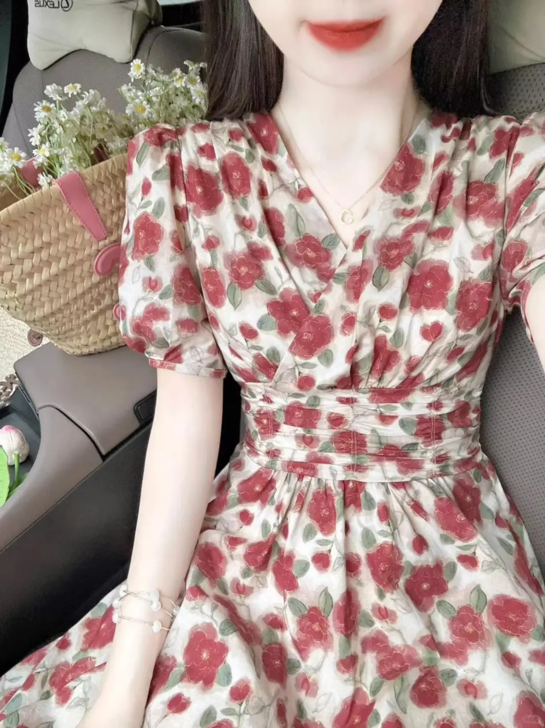 大码茶歇法式连衣裙女装夏季气质女神范碎花