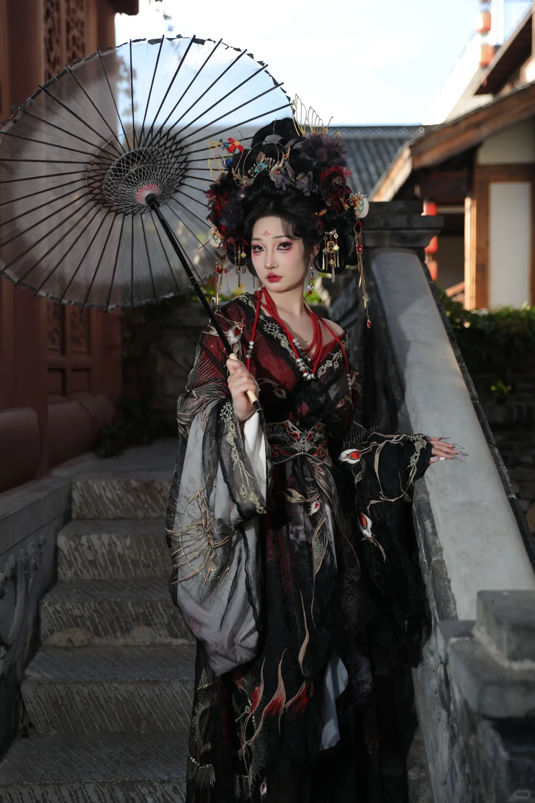 她，是清冷与柔媚的结合～