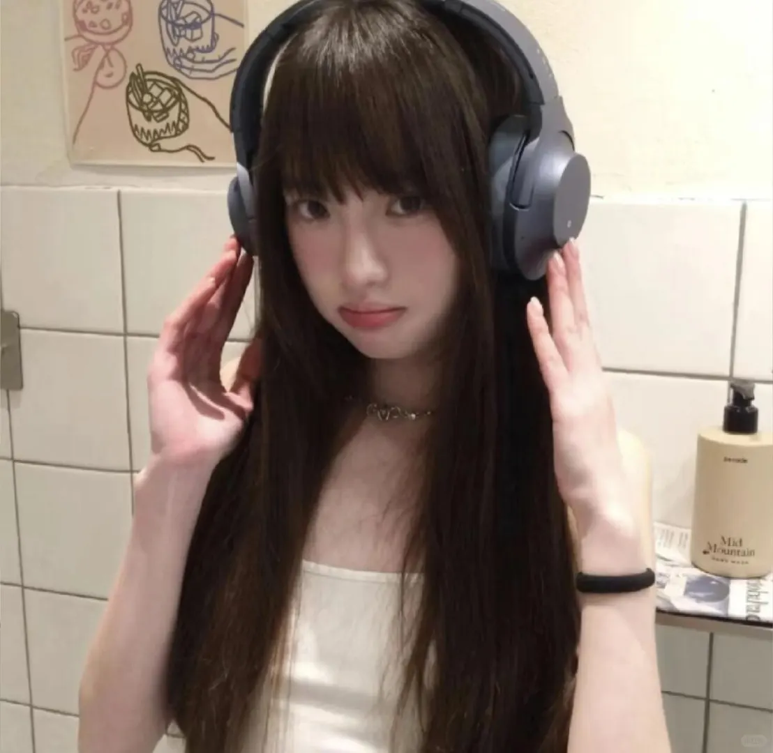 𝙒𝙚𝘾𝙝𝙖𝙩 / 女头🌷➕背景图