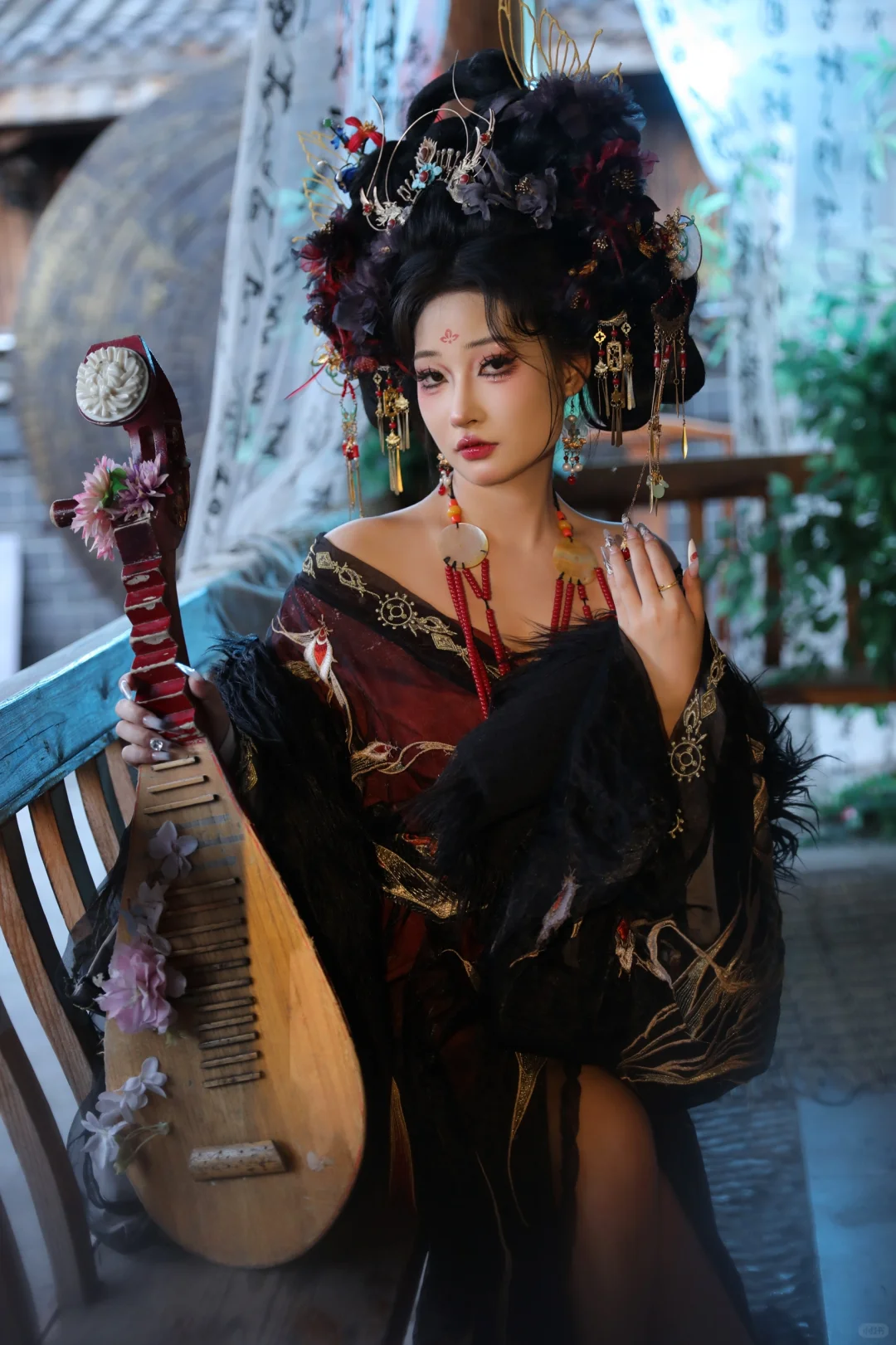 她，是清冷与柔媚的结合～