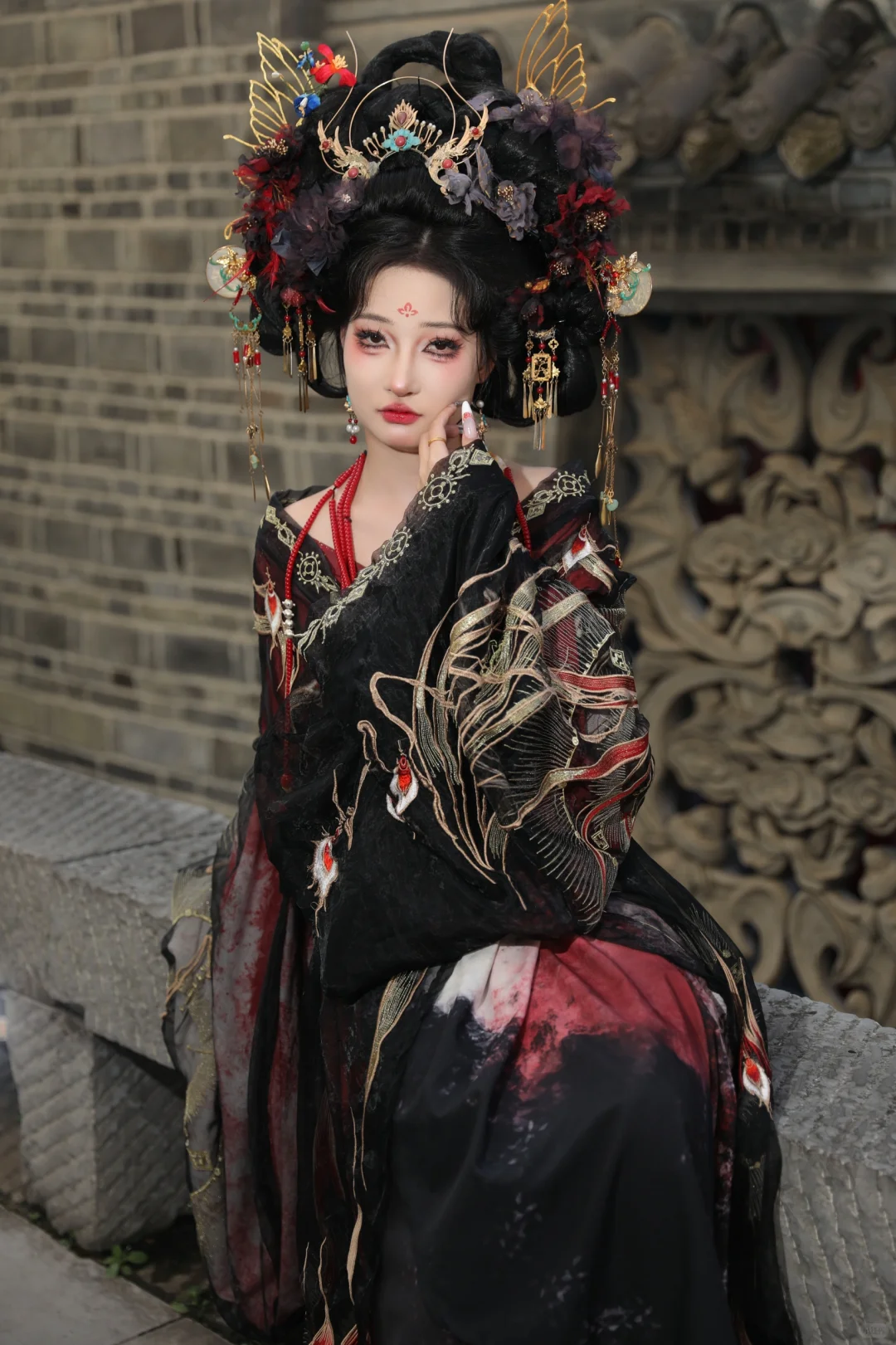 她，是清冷与柔媚的结合～