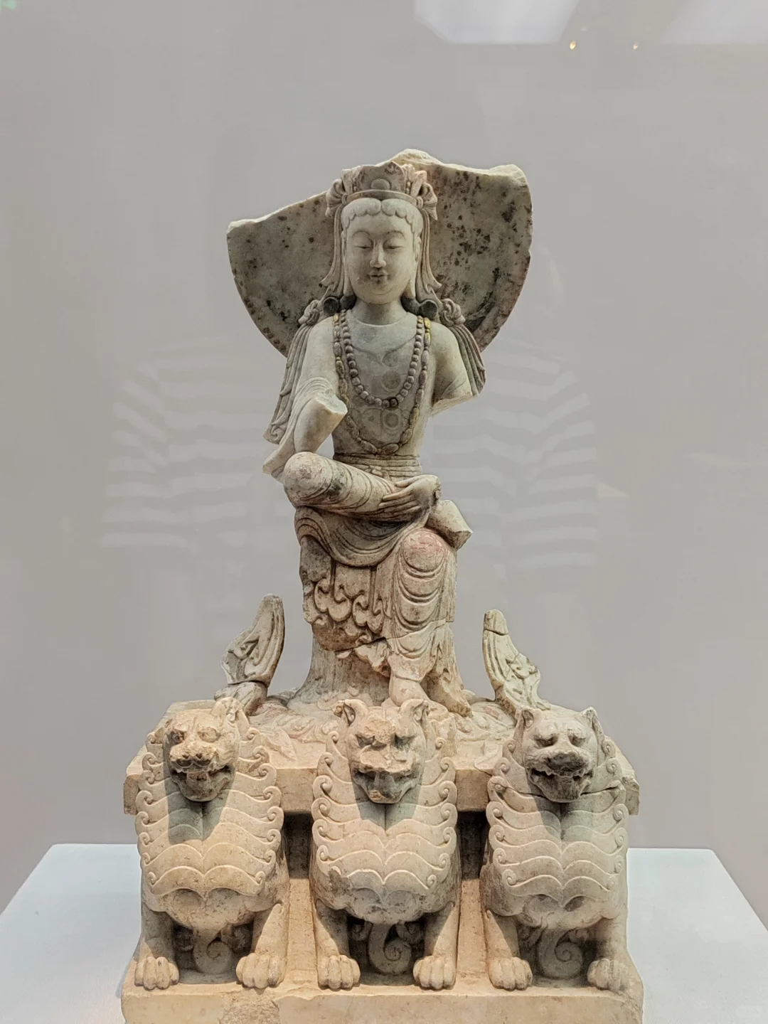 这座小城博物馆里藏着你没见过的北齐微笑