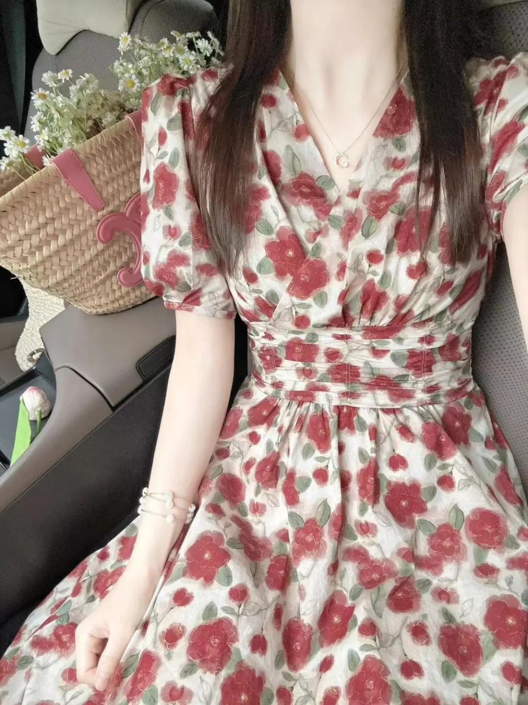 大码茶歇法式连衣裙女装夏季气质女神范碎花