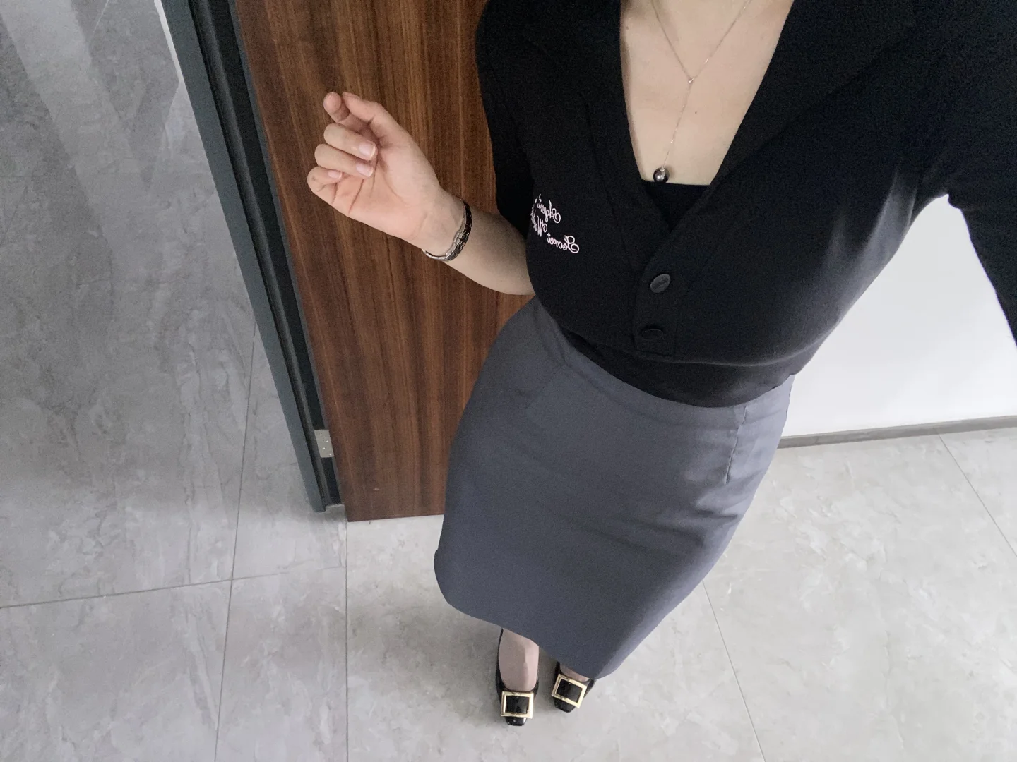 嗯，微胖…