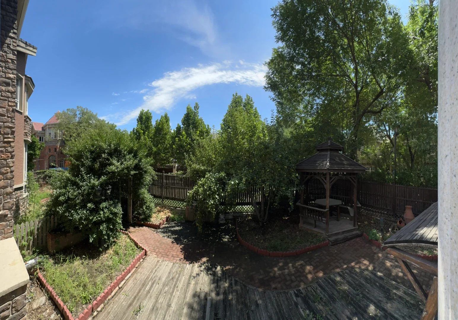 带院子的别墅🍃