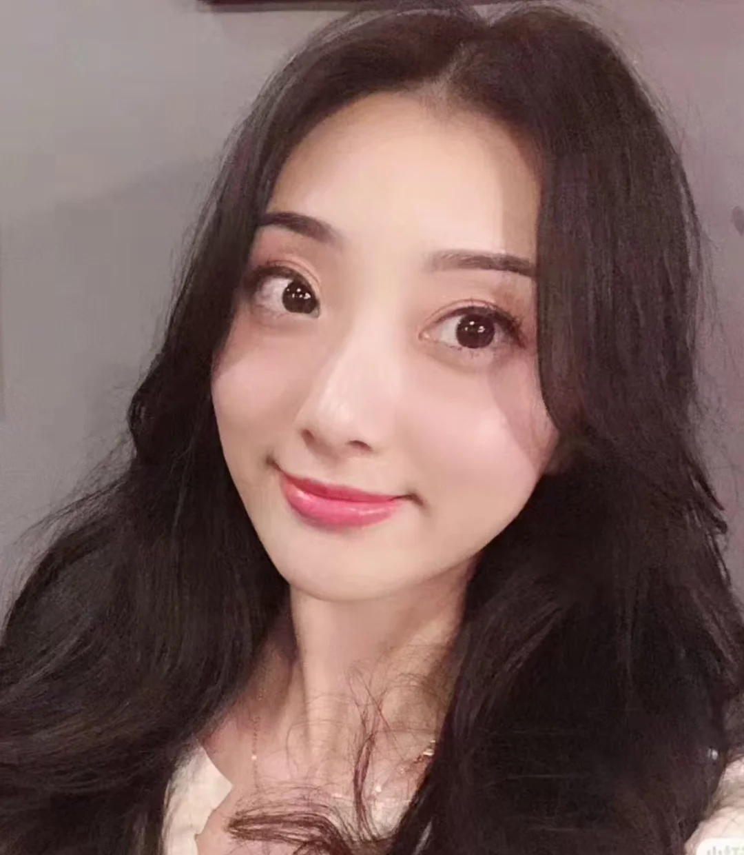 顶尖美人的眼神，如日月山水