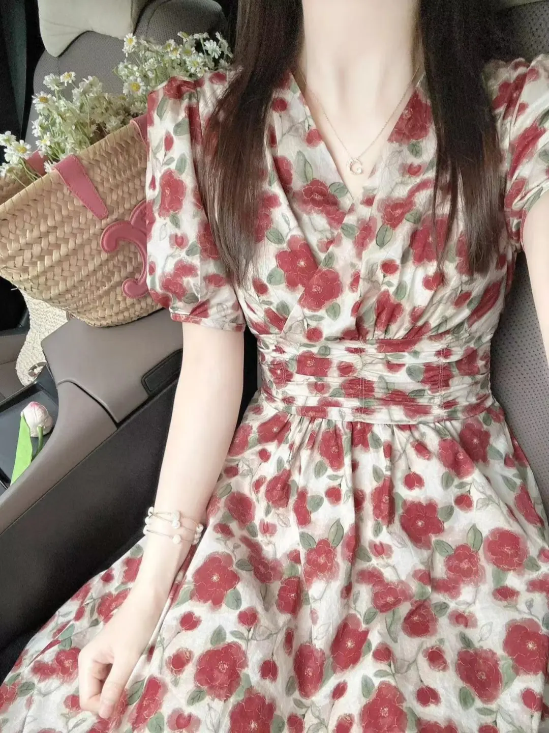 大码茶歇法式连衣裙女装夏季气质女神范碎花