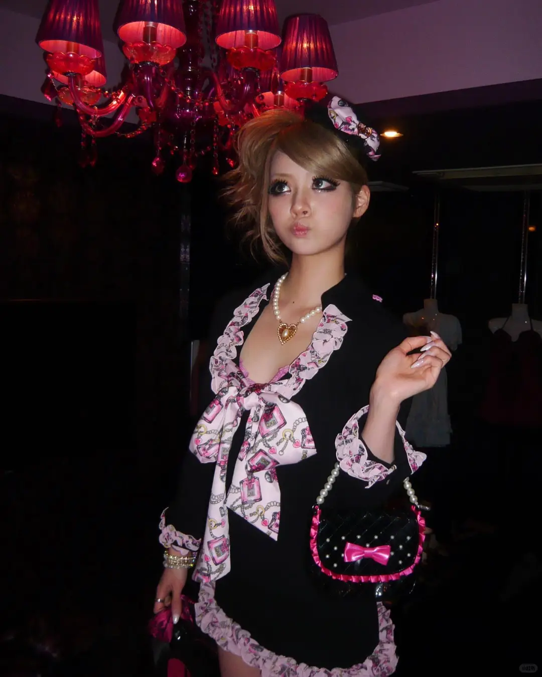 【gyaru】夏日辣妹露背穿搭🕶️