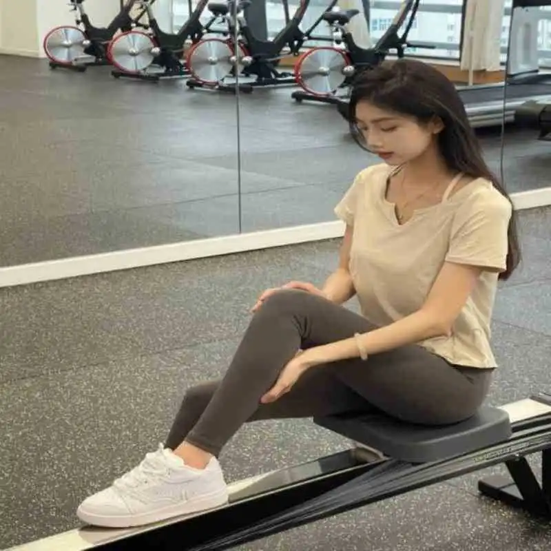 夏日辣妹必备！小众设计感短袖T恤