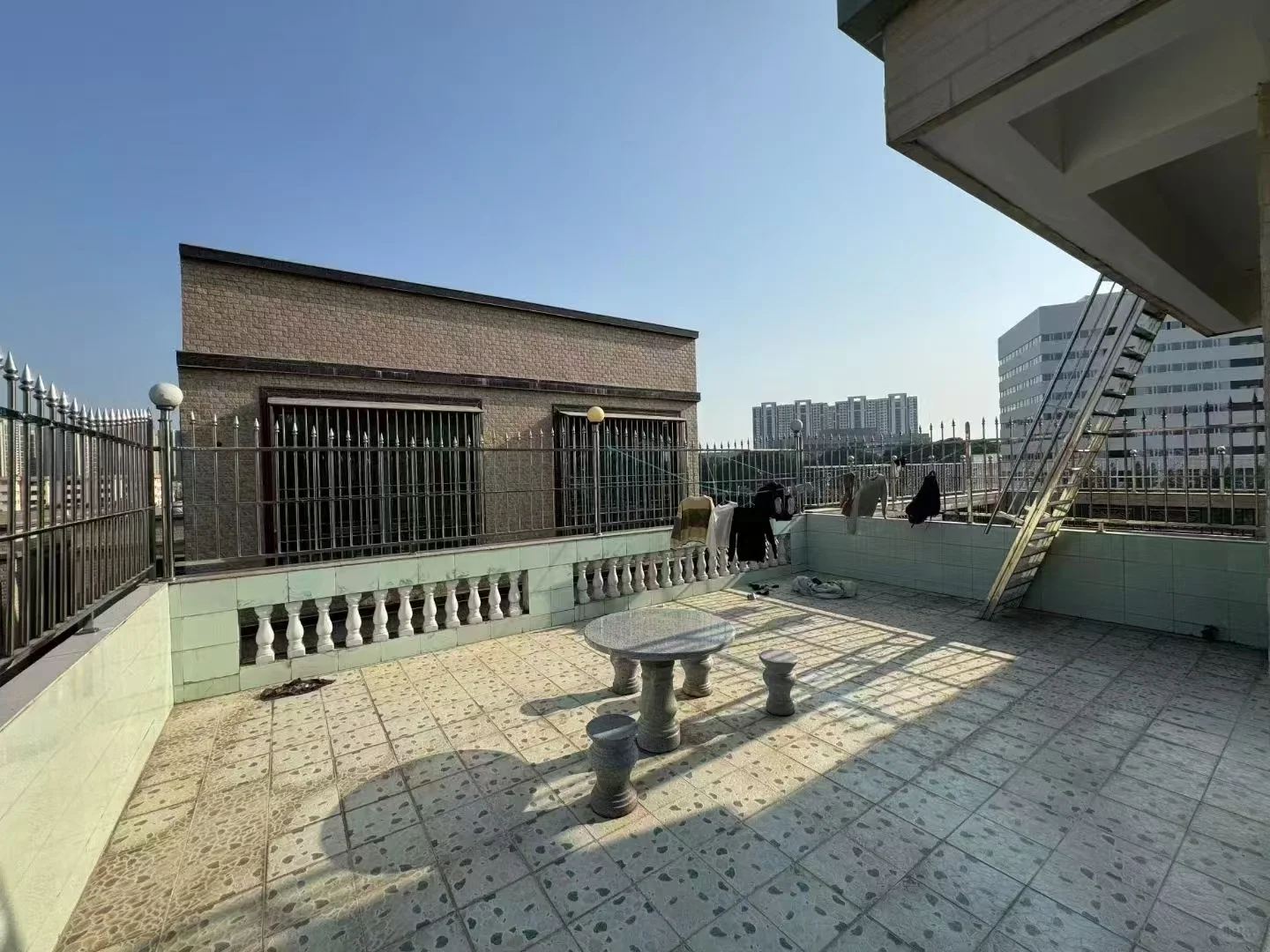 饶平黄冈自建房出售，欢迎咨询，低价出！！！