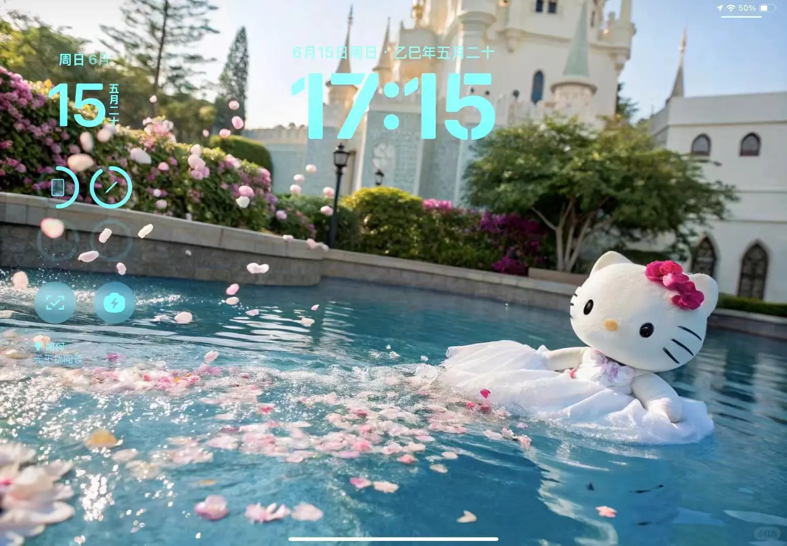 HelloKitty壁纸|Kitty今天去游泳啦🏊🏻