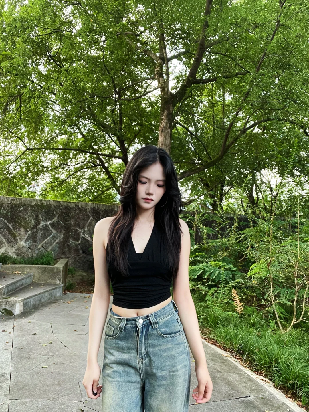 愿明媚