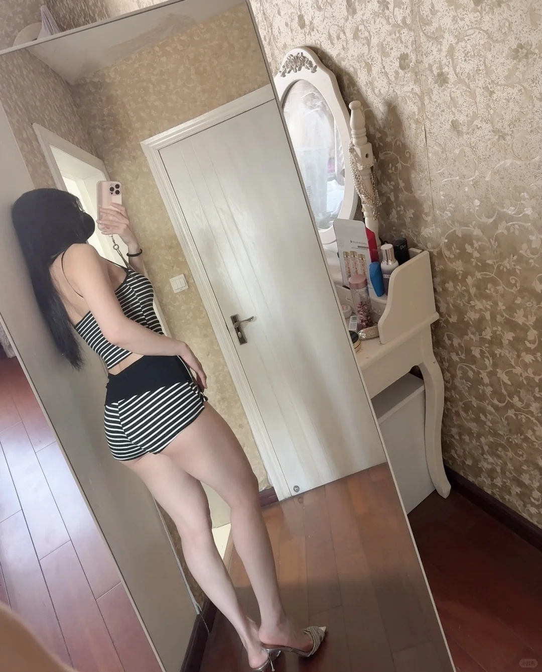 跟着小红书买的辣妹装，退还是留🫢🫢