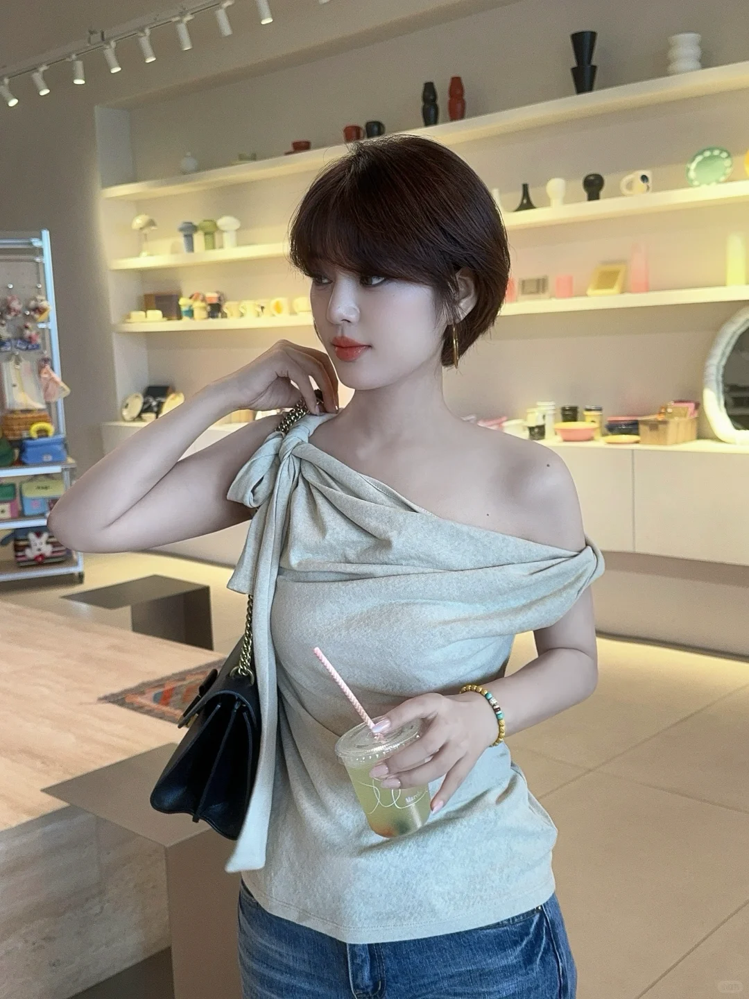 短发女孩的精致法则：一点金色刚刚好