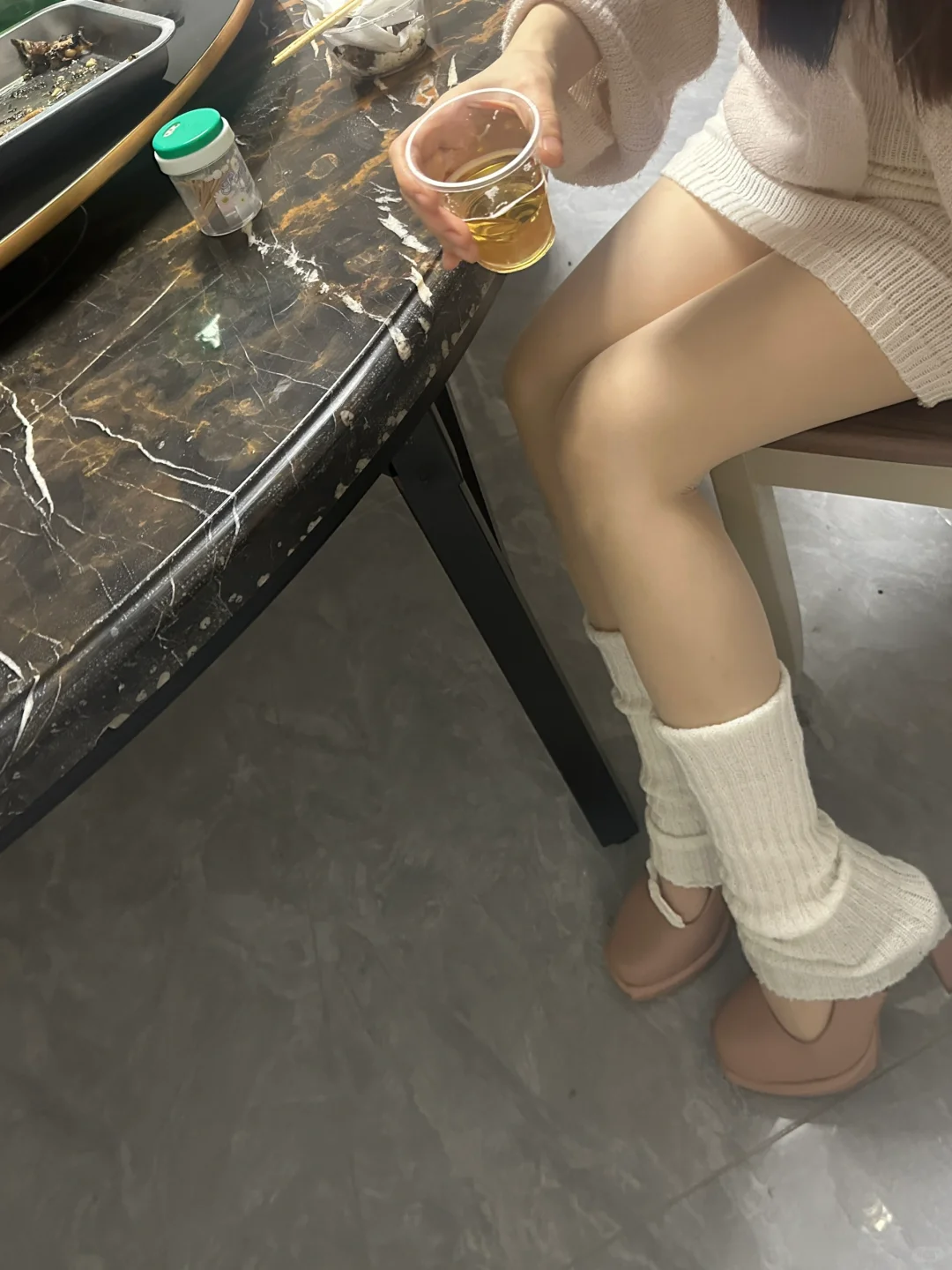 。妈妈说在县城里不要穿成这样……