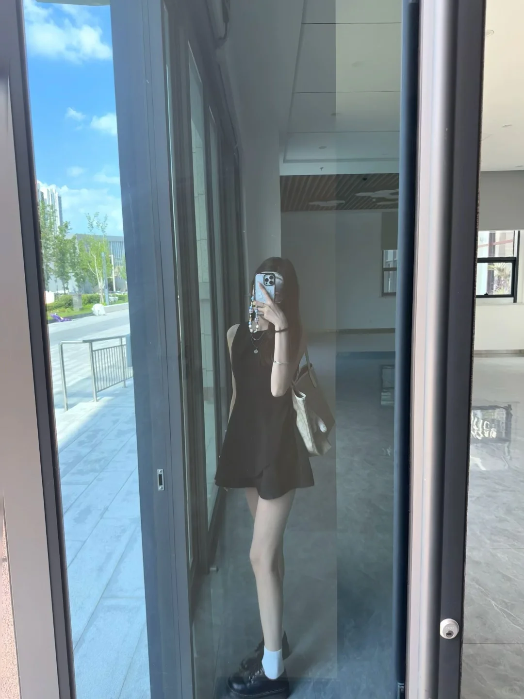 明天上班穿什么