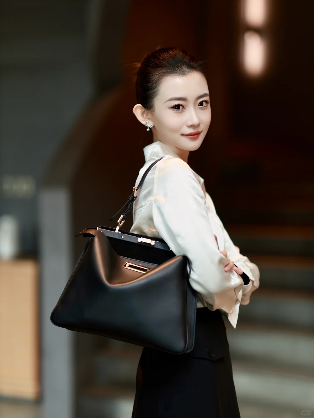 “她不仅漂亮，还穿的高级”