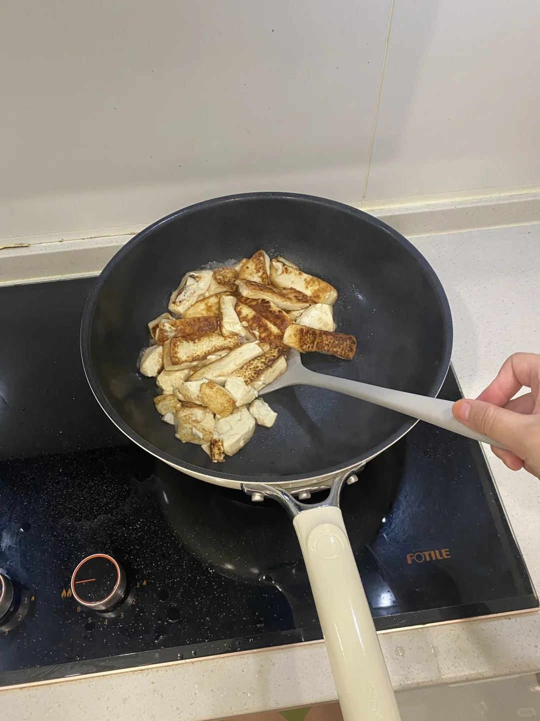 开发商是默认大家都不在家做饭吗？