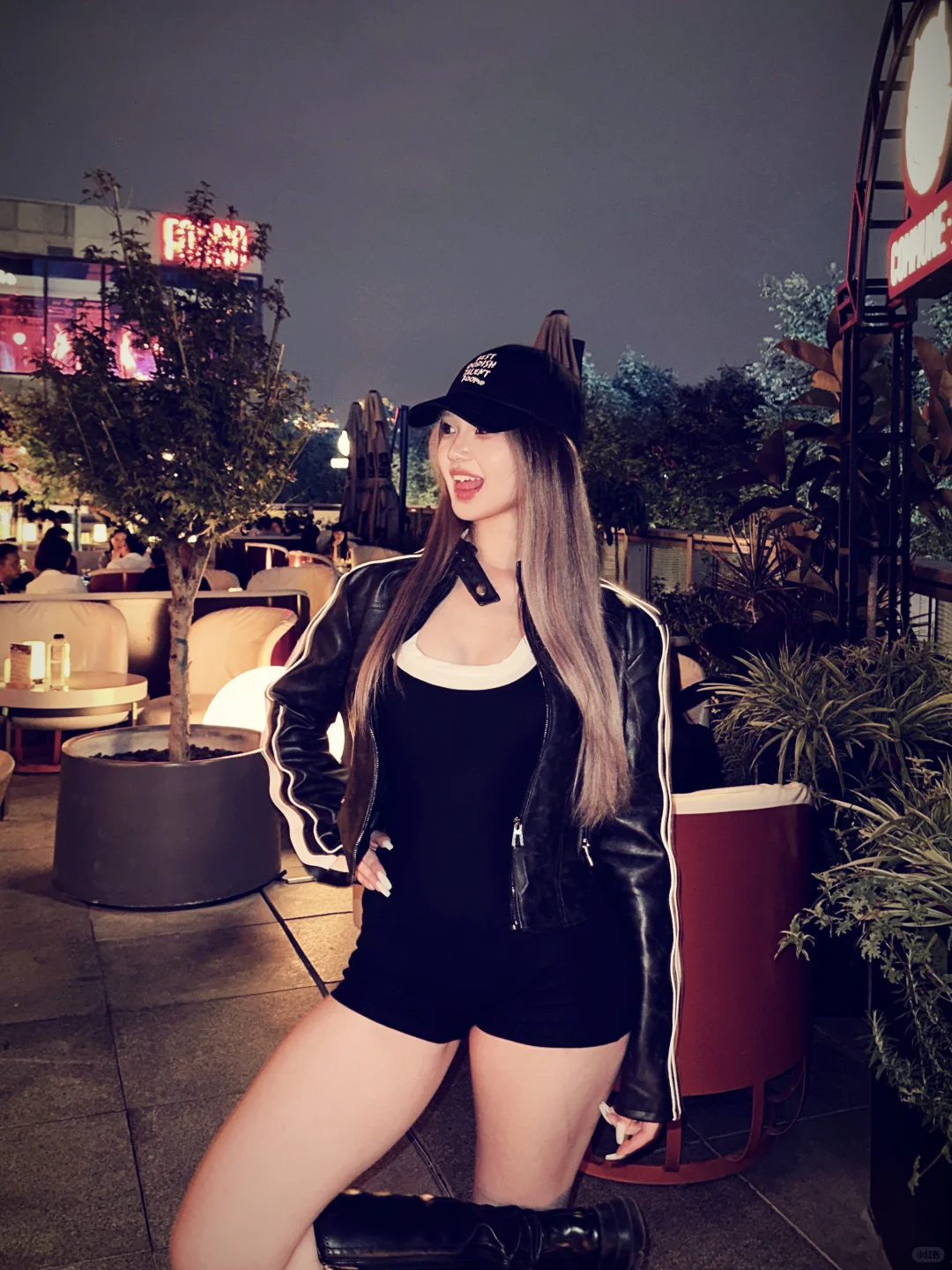 古早感辣妹👻