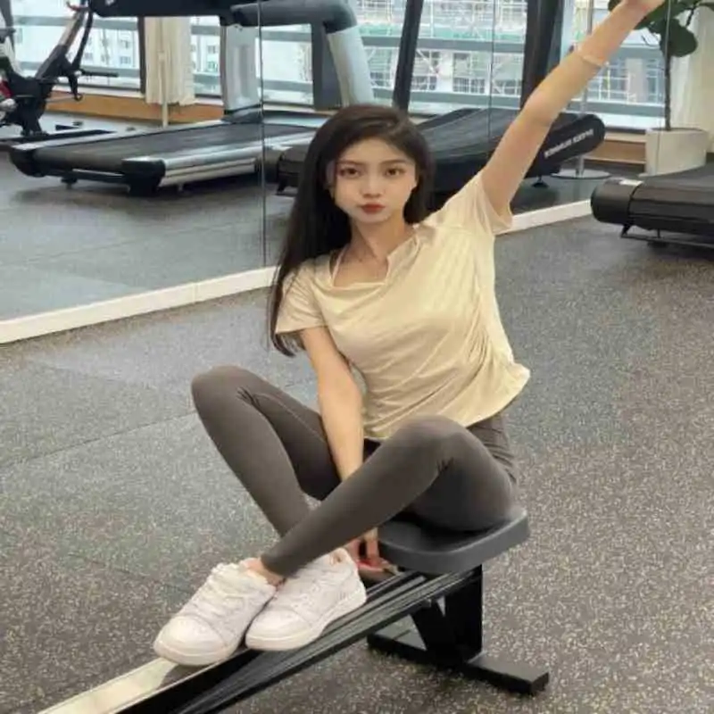 夏日辣妹必备！小众设计感短袖T恤