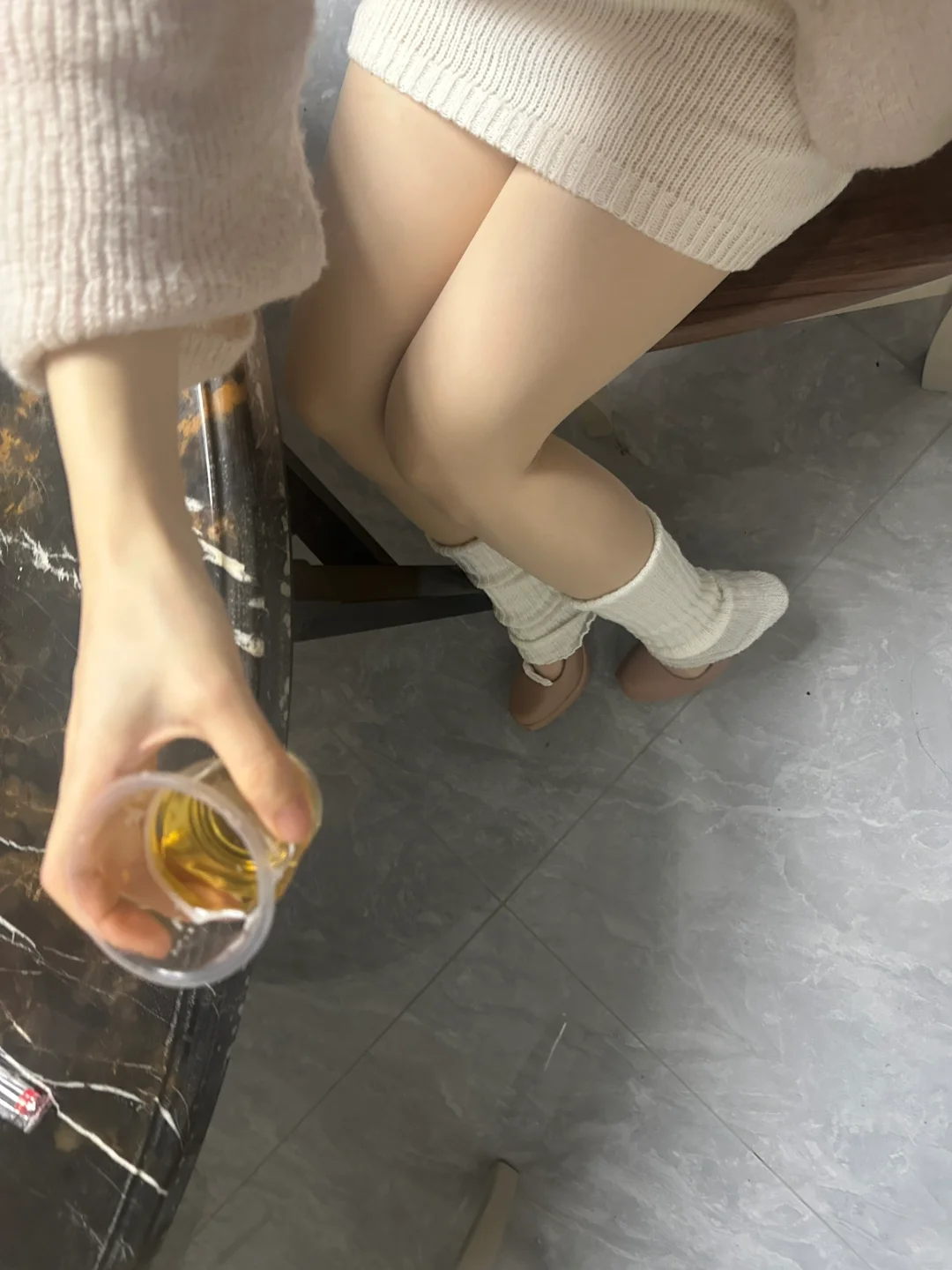 。妈妈说在县城里不要穿成这样……