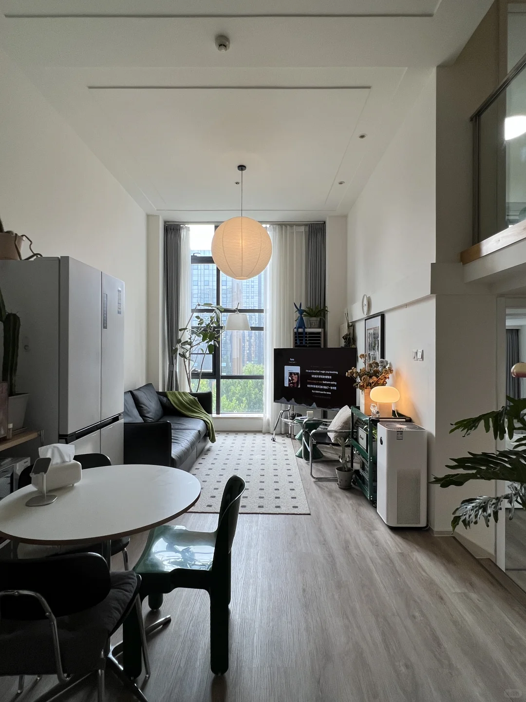 30岁，去年在北京买的Loft，最近有点想哭！