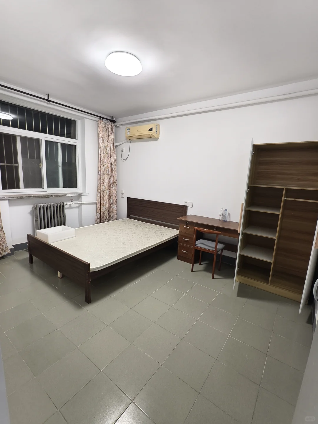 985老师开独立工作室第一天