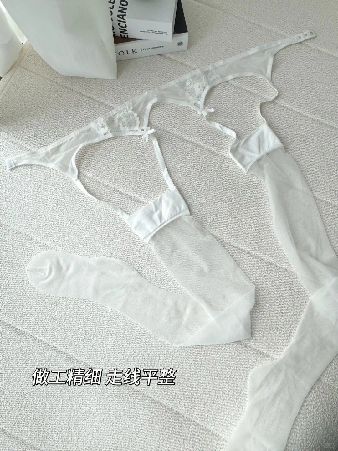 怕掉档就买吊带丝袜～珠光很美～上身分享