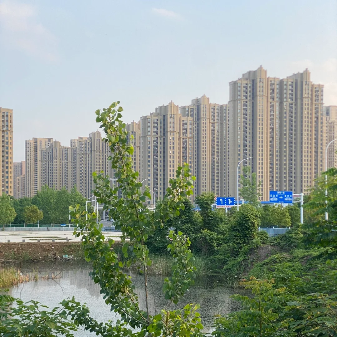 全国有数以万计的新古典风格住宅小区吧