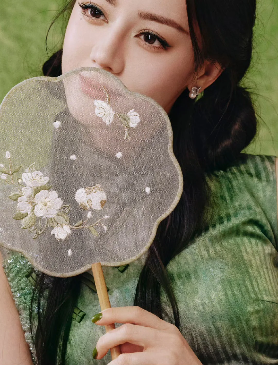 哇，这旗袍也太美了吧！