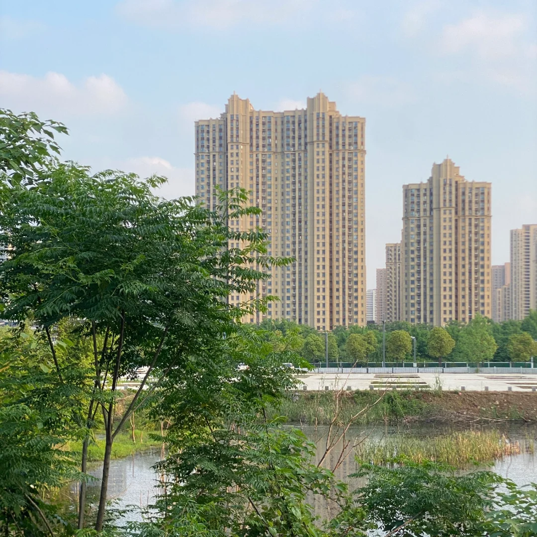 全国有数以万计的新古典风格住宅小区吧