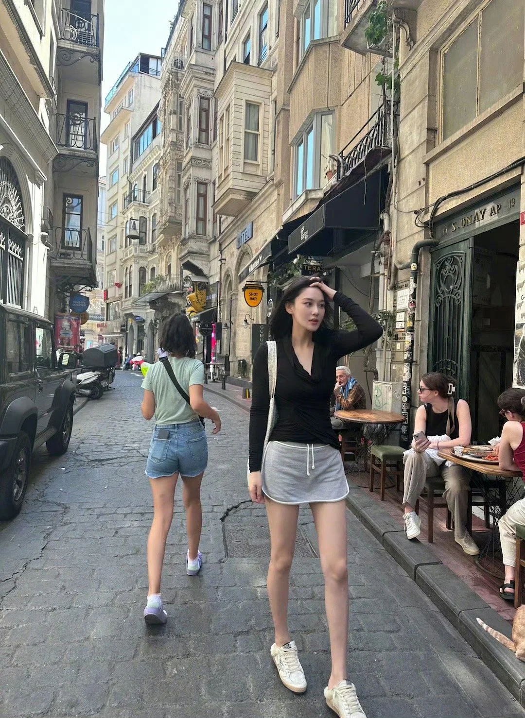 顶级的身材和美貌她居然都有