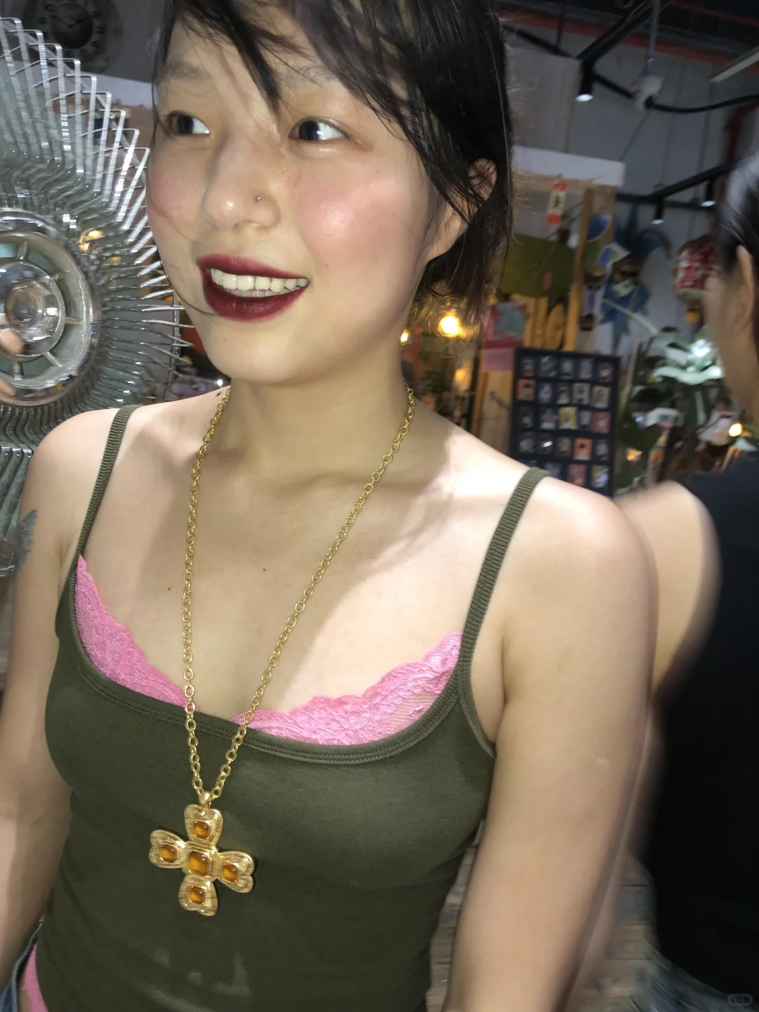 有天你点开群聊 发现老公小家碧玉含苞待放