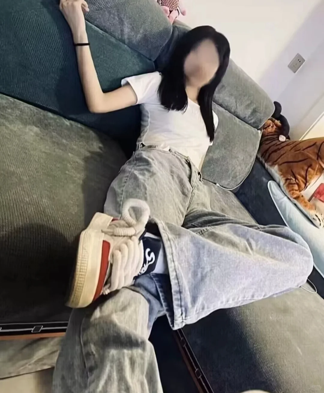 帅死前任的拍照姿势