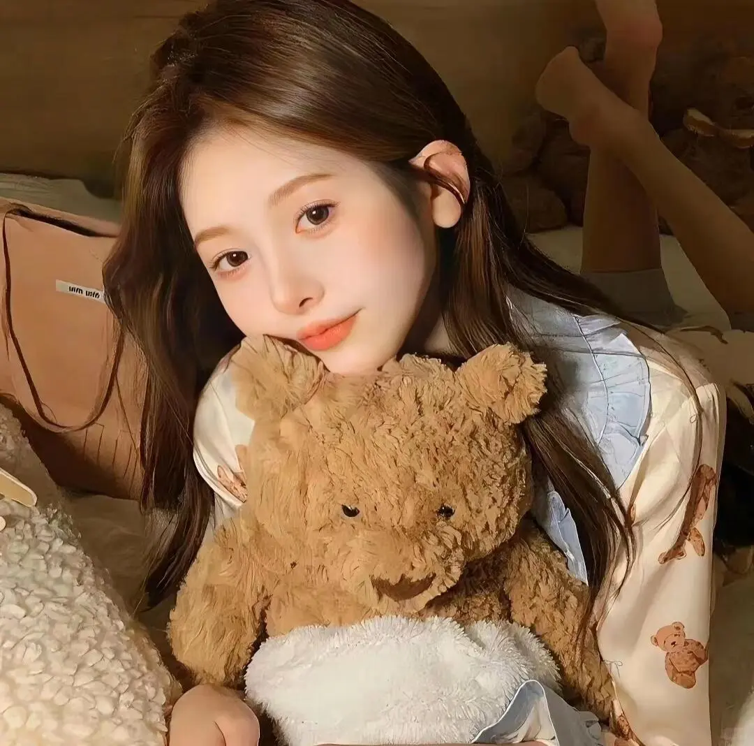 𝗪𝗲𝗖𝗵𝗮𝘁｜小众高级感头像