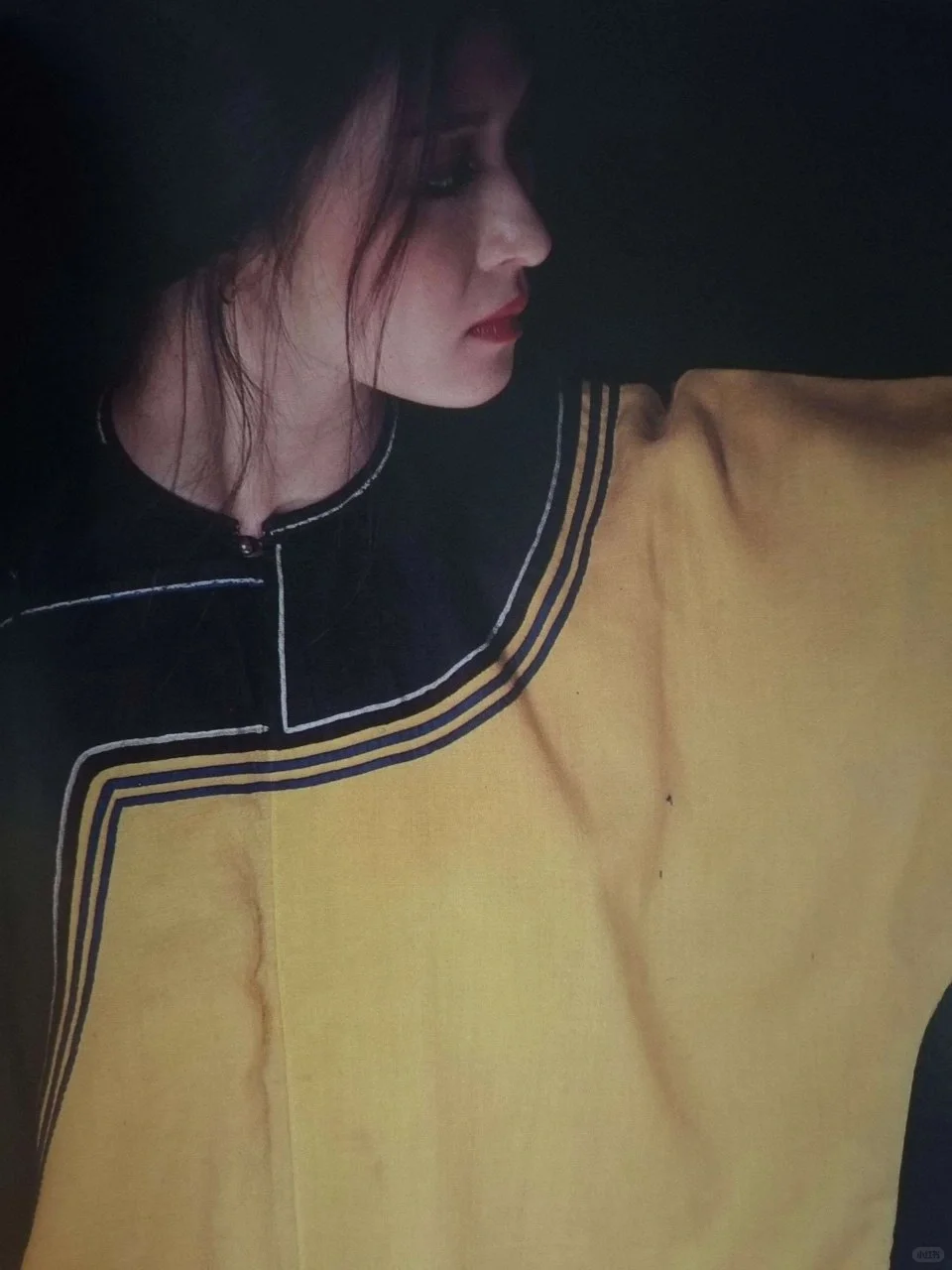 眉目如画是亚洲女孩的捷径