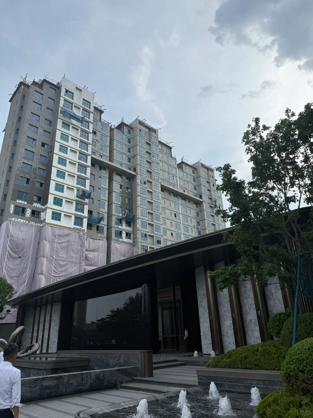 保利和煦VS中海南湖一品