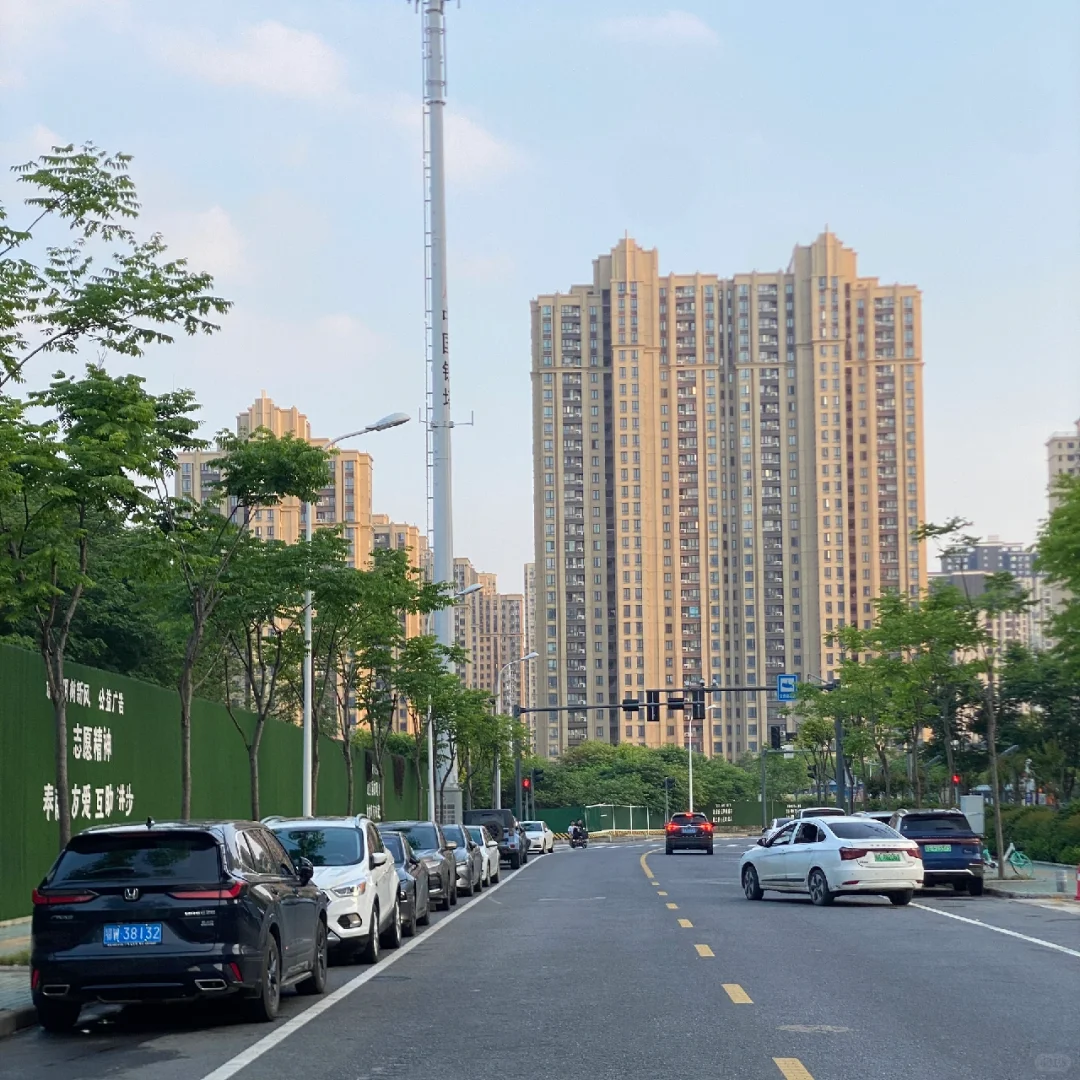 全国有数以万计的新古典风格住宅小区吧