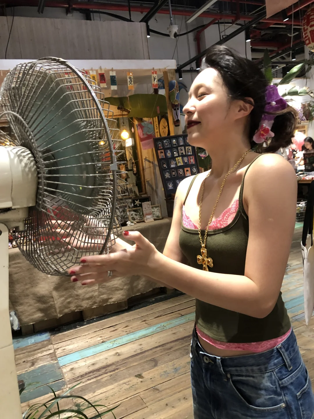 有天你点开群聊 发现老公小家碧玉含苞待放