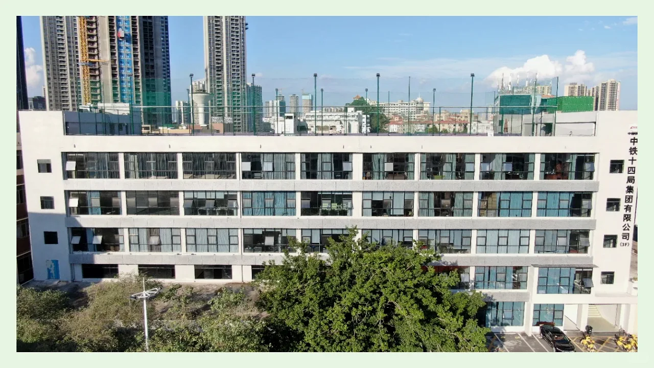 龙华民治新写字楼，53元含装修。