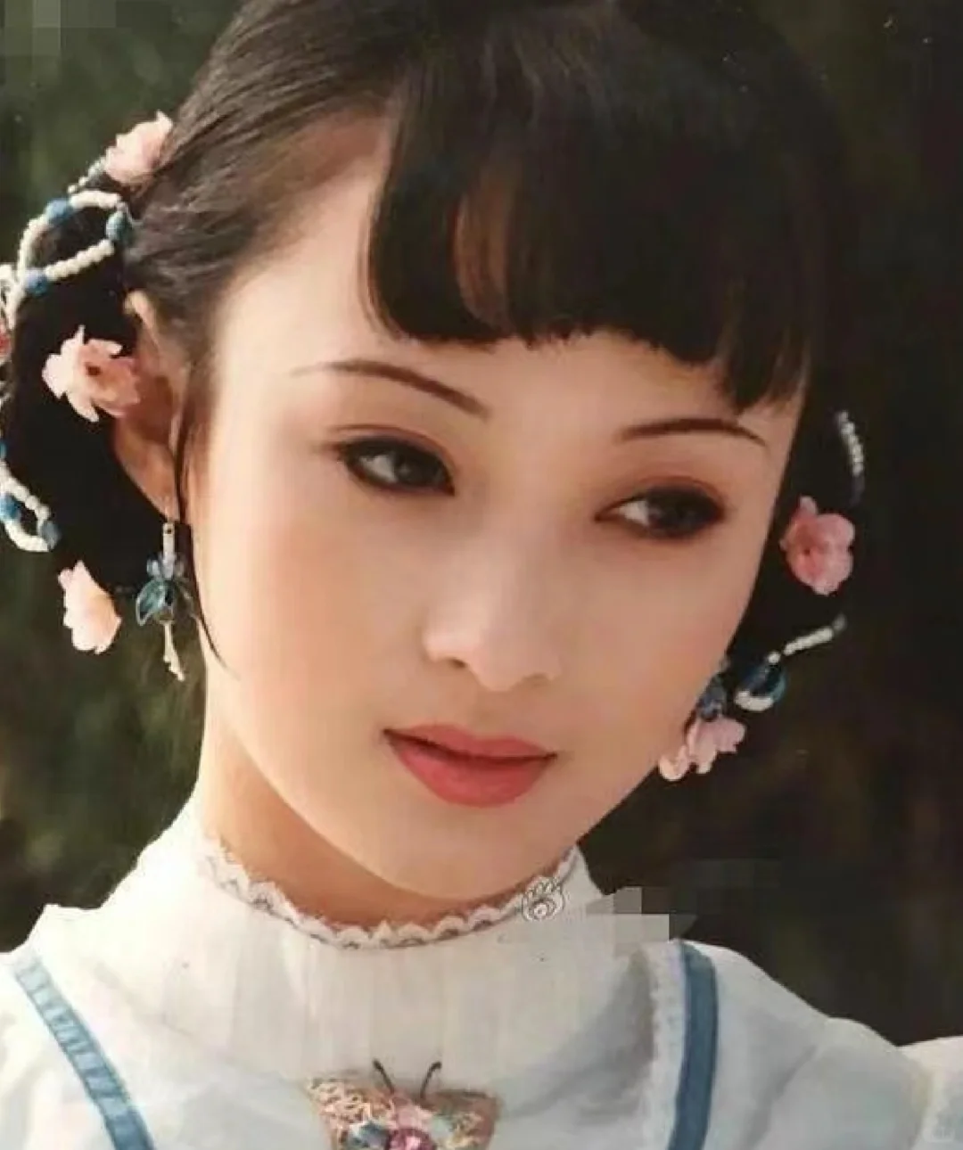 眉目如画是亚洲女孩的捷径