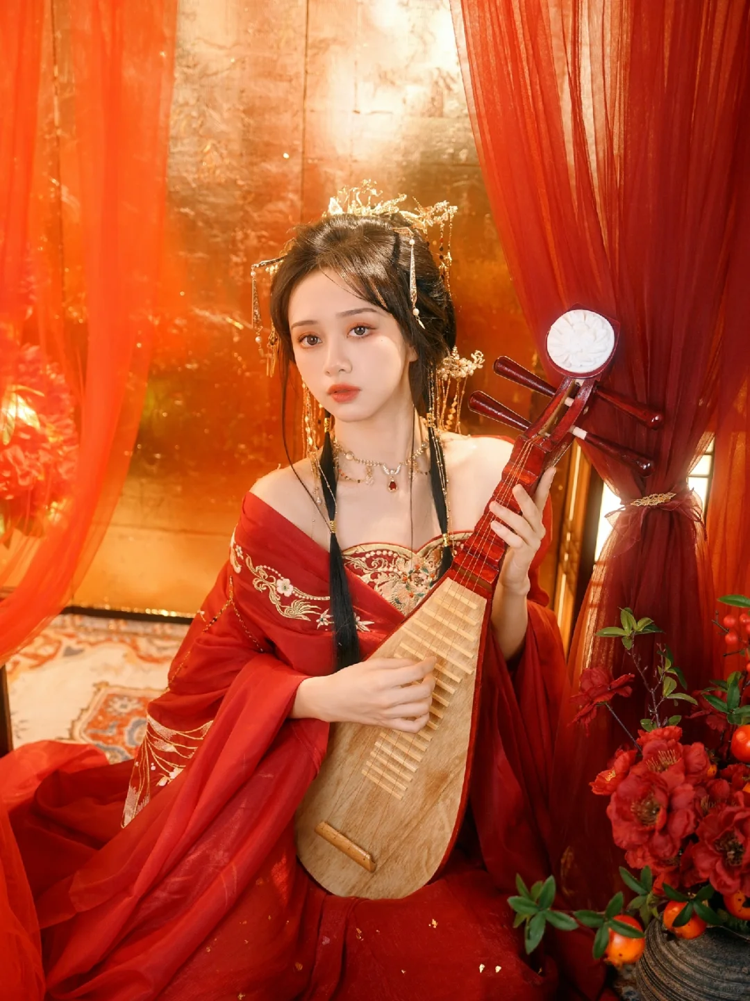 “殿下何故穿红衣”｜红色汉服写真📸bjd仿妆