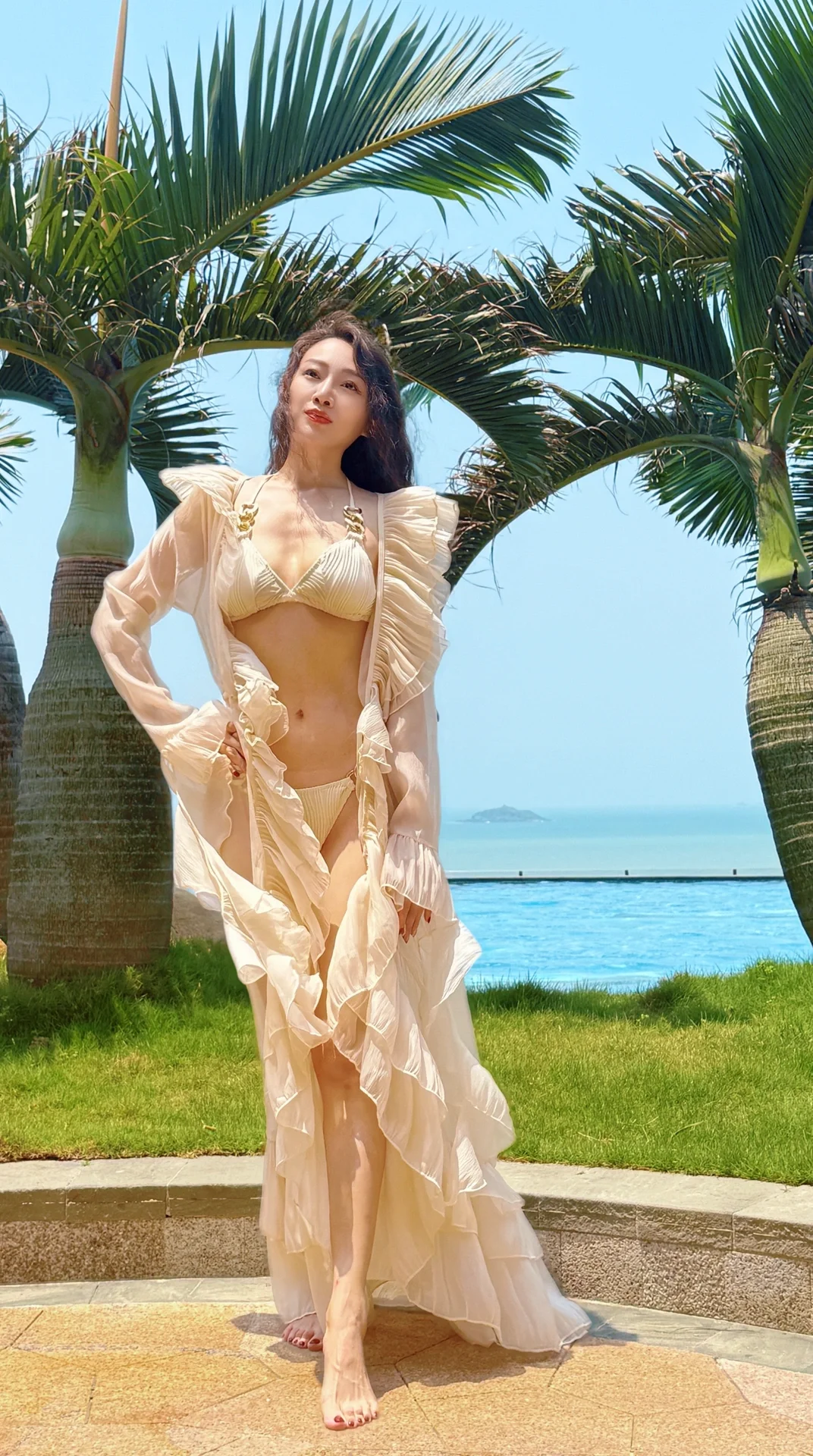 海岛上终于穿了老公心心念念的比基尼👙