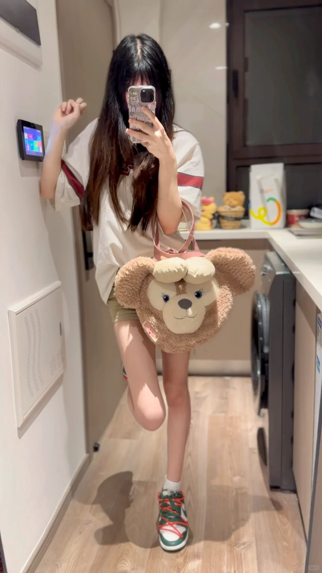 分享超级轻松的韩妹学生党穿搭